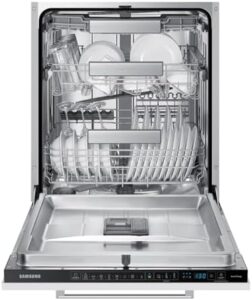 Lavastoviglie Samsung DW60A8070BB, capiente e ad alta efficienza energetica, ideale per famiglie numerose.