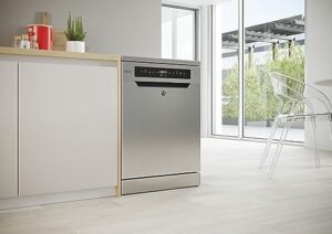 Hoover H-DISH 700 HF 6B4S1PX Lavastoviglie autoportante con Wi-Fi, apertura automatica e Power Wash