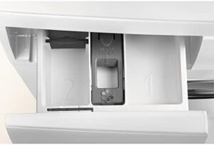 Lavatrice Electrolux EW6S526W a carica frontale, con display LED e tecnologia SensiCare 600