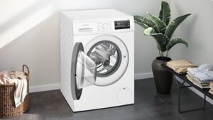 Lavatrice Siemens WM14N127 iQ300 con capacità 8 kg, 1400 giri/min e programma SpeedPack L