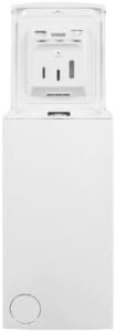 Lavatrice Indesit superiore 5kg 1000 giri/min BTWL50300FRN in funzione, vista da vicino