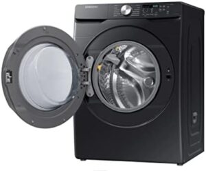 Lavatrice Samsung WF18T8000GV in nero con capacità di 18 kg e 1100 giri al minuto, ideale per famiglie numerose.