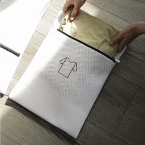 Lavatrice portatile manuale, ideale per viaggiatori, con sacchetto per biancheria delicata.