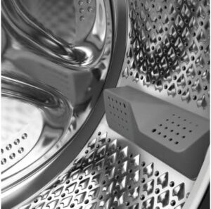 Lavatrice BEKO WUE6612S1S con alta efficienza energetica e silenziosità, ideale per famiglie di medie dimensioni