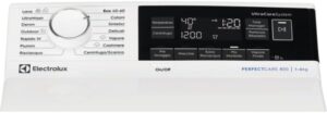 Lavatrice Electrolux EW8T363A con vapore, 6 kg di capacità e 1250 giri, ideale per famiglie e risparmio energetico