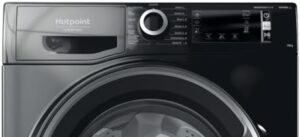 Lavatrice Hotpoint Ariston NBT 108 BLACK IT a carica frontale, elegante design nero, capacità 10 kg.