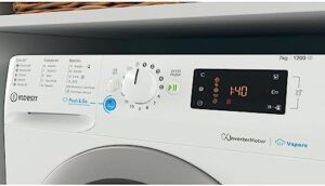Lavatrice Indesit BWSE 7125X SV IT a libera installazione, capacità 7 kg, con funzione Push&Wash  