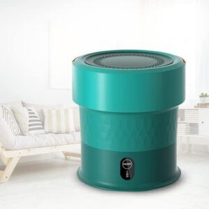 Mini lavatrice pieghevole bianca con base verde, design compatto e funzionalità ozono per un bucato igienizzato e asciutto.