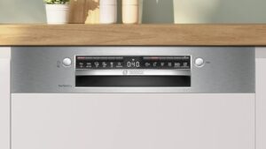 Lavastoviglie Bosch SMI6YCS02E, Serie 6, con frontalino in acciaio e tecnologia di asciugatura avanzata