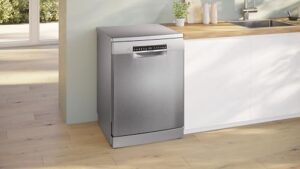 Bosch SMS4EVI08E Serie 4 lavastoviglie da 60cm con apertura automatica della porta, acciaio e assistente al lavaggio
