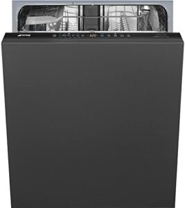 Smeg ST273CL lavastoviglie compatta e silenziosa, ideale per famiglie numerose con design elegante e funzionalità avanzate.
