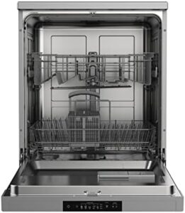 Lavastoviglie Gorenje GS 62040 S in primo piano, con cestino inferiore multifunzione e protezione contro il troppopieno