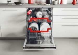 Hoover HDIN 4D620PB/E, lavasciuga completamente integrata con capacità di carico 6 kg per il lavaggio e 4 kg per l'asciugatura, classe energetica A+++, tecnologia 4D Wash.