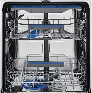 Lavastoviglie Electrolux EEM48321L a scomparsa totale da 14 coperti, silenziosa ed efficiente, ideale per grandi famiglie.