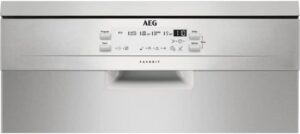 Lavastoviglie AEG FFB52600ZM con inox antimpronta, capacità 60 cm, ideale per una pulizia efficiente e design elegante