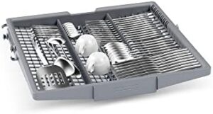 Lave-vaisselle Balay 3VS572IP in acciaio inox, elegante e performante, ideale per famiglie e piccoli gruppi.