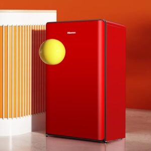 Frigorifero Hisense RR106D4CRE Monoporta Rosso Ruby con illuminazione LED e basso rumore, ideale per piccoli appartamenti