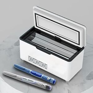 Dispositivo di raffreddamento portatile per insulina, ideale per il viaggio e la conservazione di medicinali.