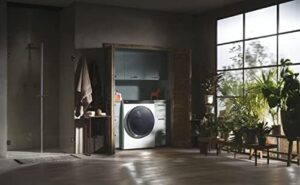 Haier Super Drum Serie 9 Lavasciuga 10+6 Kg con Wi-Fi e Smart Dosing  