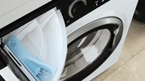 Whirlpool WSB 624 S IT - Lavatrice 6kg Libera Installazione con centrifuga 1200 giri al minuto