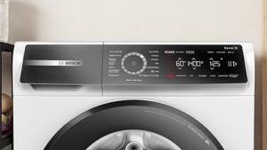 Bosch WGB24400IT Serie 8 Lavatrice a carica frontale, 9 kg, 1400 rpm, con funzione Iron Assist per ridurre le pieghe fino al 50% e Home Connect