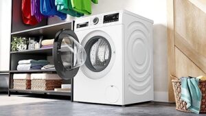 Lavatrice Bosch WGG254Z0IT Serie 6 con capacità 10 kg, 1400 rpm, funzione Iron Assist e sistema Anti-Macchia, in colore bianco.