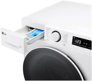 Lavatrice LG F4R5010TSWW con capacità da 10 kg, tecnologia AI DD, classe energetica A-10%, e funzione TurboWash per prestazioni ottimali.