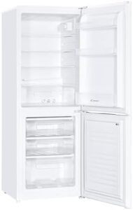 Frigorifero combinato Candy CHCS 514EW in argento con capacità di 207 litri e tecnologia Low Frost, ideale per famiglie di medie dimensioni.