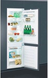 Frigorifero combinato ventilato A++ 273 litri con design moderno e funzionalità avanzate