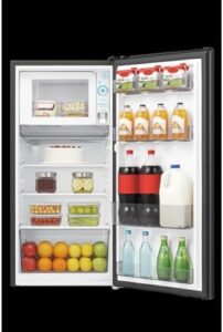 Frigorifero HISENSE RR198D4ABE con capacità di 151 litri, colore nero, ideale per spazi piccoli e alto risparmio energetico.