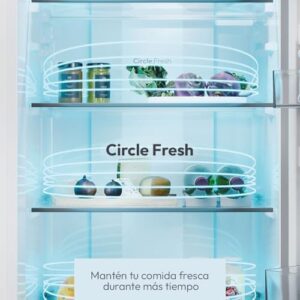 Frigorifero Candy City Fresco 300 CNCQ2T518EW con Total No Frost, cassetto verdure e controllo digitale, perfetto per ogni cucina.