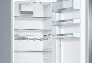 Frigorifero congelatore Bosch KGE398IBP Serie 6 con tecnologia LowFrost, sistema VitaFresh, e funzionamento ultra-silenzioso.