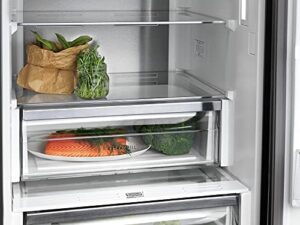 Electrolux LNC7ME36X2 Frigorifero Combi, 2,01 m, Porta Piana, Twintech No Frost, Cooling 360° MultiFlow, Cassetto ExtraChill, Display LED Touch, Maniglia integrata, 38db, Inox Anti-impronte, Classe E