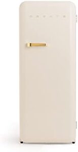 Frigorifero con congelatore crea retro 150 cm in crema con maniglia in oro.