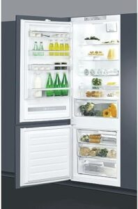 Frigorifero combinato ventilato, 400 litri, classe energetica A+.